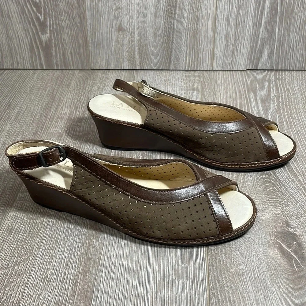 La Plume Leather Brown Slingback Wedge Open Toe Sandals 39 (9 US)
